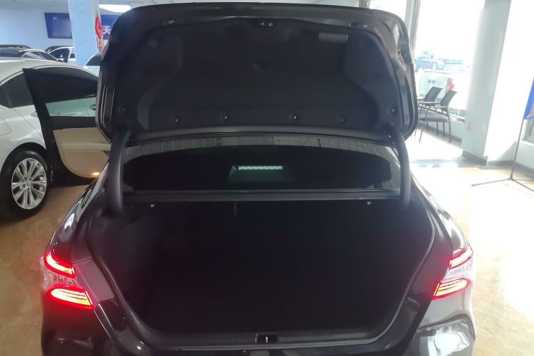 Used Toyota Camry 2019 2.5G Luxury Edition China VI Standard