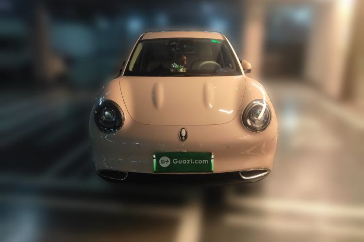 Used ORA Good Cat 2023 401 km Standard Range Comfort Version Lithium Iron Phosphate
