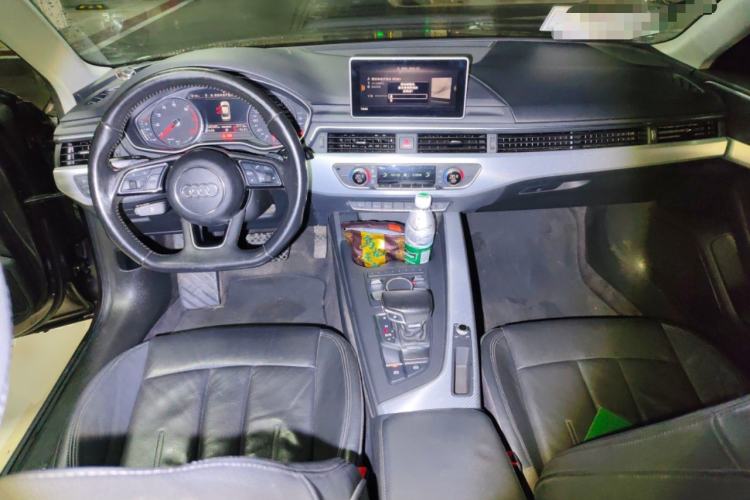 Used Audi A4L 2017 40 TFSI Fashion Model Center Console