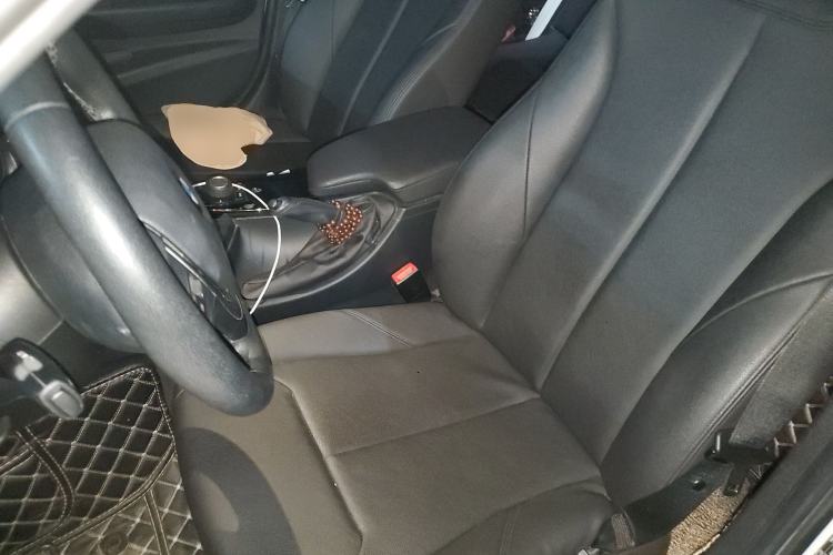 Used BMW 3 Series 2016 316Li Fashion Model
