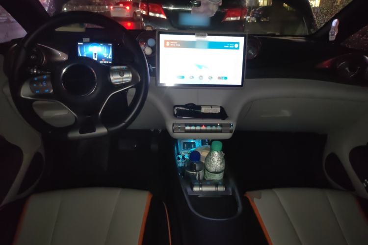 Used BYD Dolphin 2021 405 km Fashion Edition Center Console