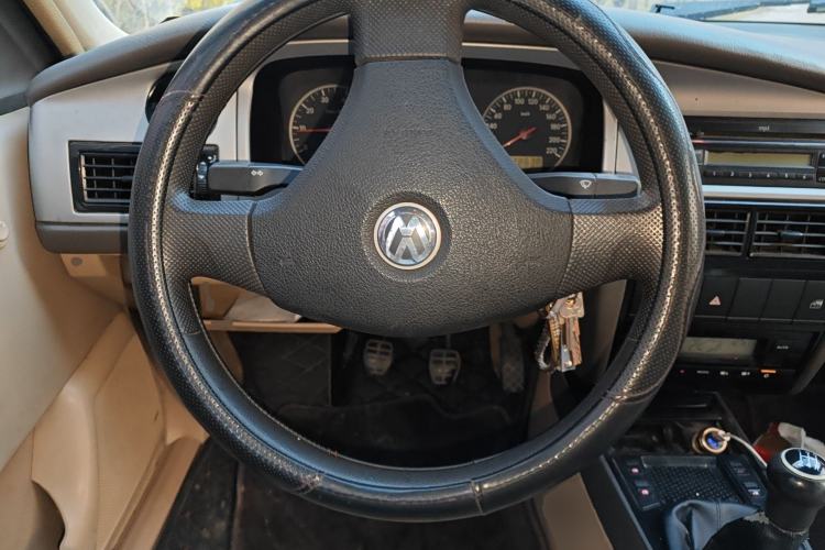 Used Volkswagen Santana Vista 2008 1.8L Manual Comfort Edition Steering Wheel