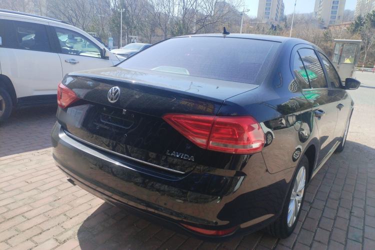 Used Volkswagen Lavida 2017 1.6L Automatic Comfort Edition