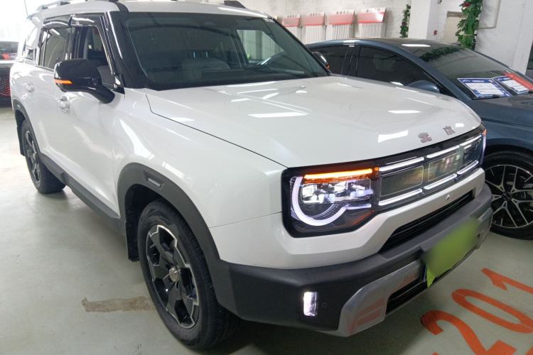 Used BAIC Off-Road BJ30 2024 1.5T Magic Electric Drive Advanced Version Front Right 45 Deg