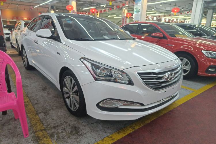 Used Hyundai Mistra 2016 1.6T Automatic Smart GLS Front Right 45 Deg