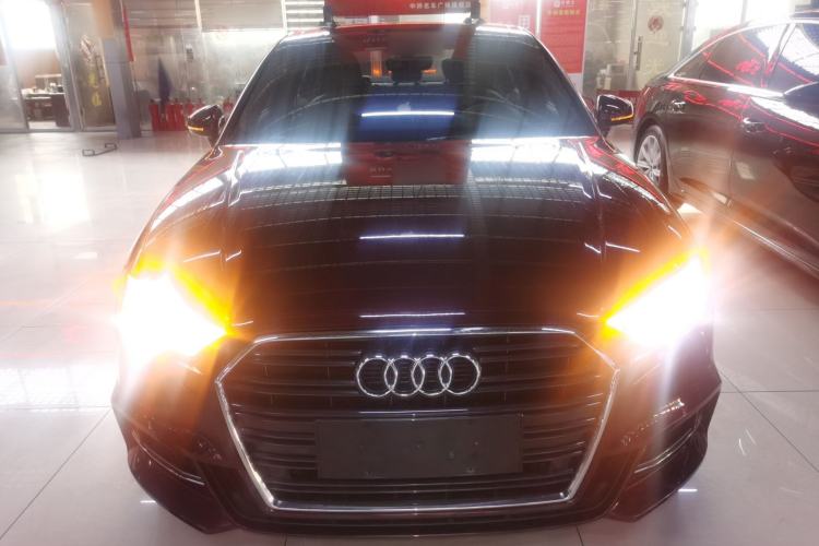 Used Audi A3 2019 Limousine 35 TFSI Fashion Edition China VI Emission Standard