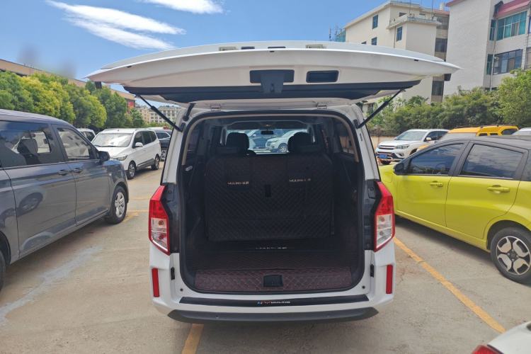 Used Wuling Zhengcheng 2021 1.5T Manual Luxury Version Trunk