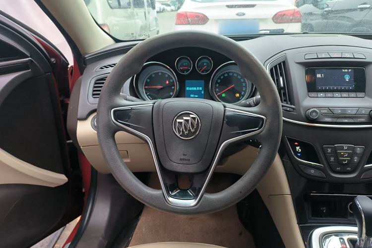 Used Buick Regal 2015 2.0L Leading Fashion Edition