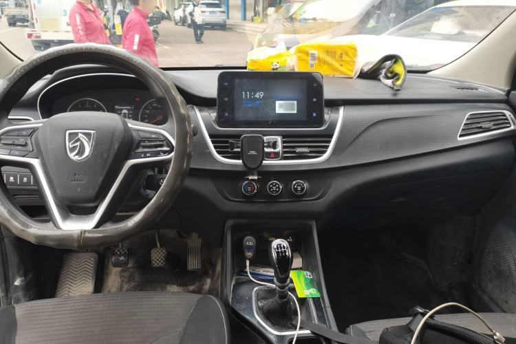 Used Baojun 730 2021 1.5L Manual Fashion Version 7 Seats