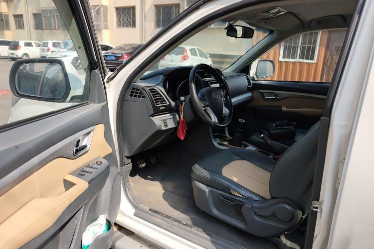 Used Great Wall Wingle 6 2014 2.0T Two-Wheel Drive Elite Version 4D20B Driver Seat