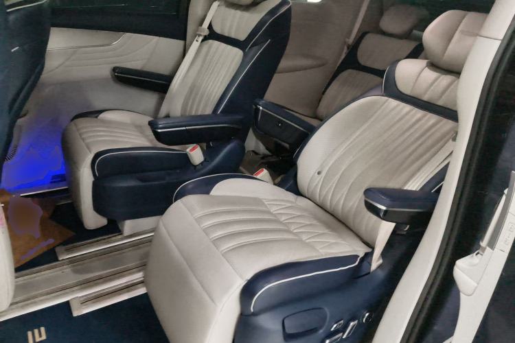 Used Roewe iMAX8 2021 400TGI Supreme Series Prestige Edition