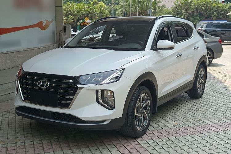 Used Hyundai Tucson 2020 280TGDi Two-Wheel-Drive GLS Fashion Edition China VI Standard
