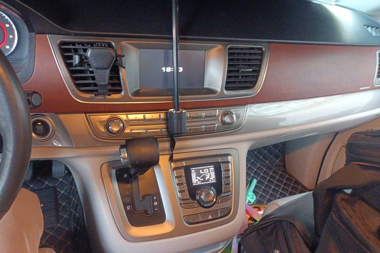 Used SAIC MAXUS G10 2014 2.0T Automatic Luxury Executive Edition
