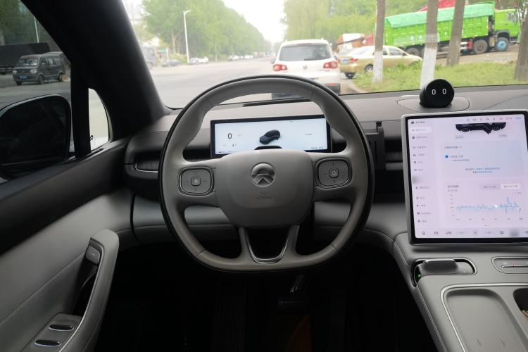 Used Nio ES6 2024 75 kWh

