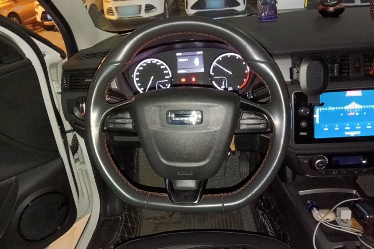 Used Qoros 3 2015 Hatchback 1.6T Automatic Cool Edition
