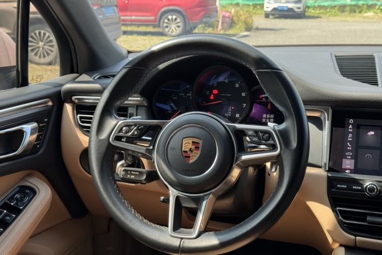 Used Porsche Macan 2018 Macan 2.0T
