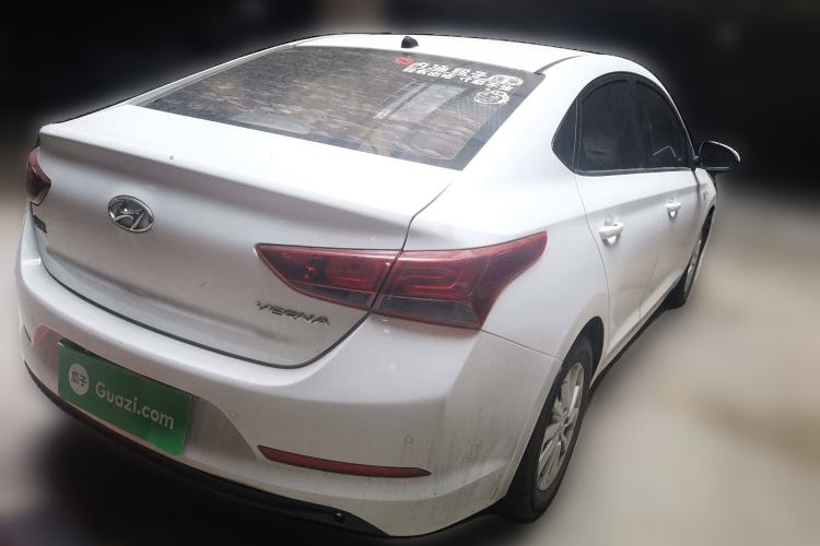 Used Hyundai Verna (new generation) 2016 1.4L Manual Cool Edition GLS Rear Right 45 Deg