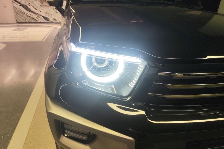 Used Tank 700 New Energy 2024 Hi4-T Ultimate Edition Right Front Headlight