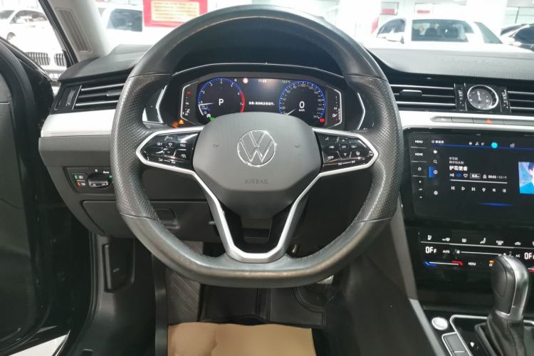 Used Volkswagen Magotan 2023 2 Million Units Commemorative Edition 330TSI DSG Luxury Version
