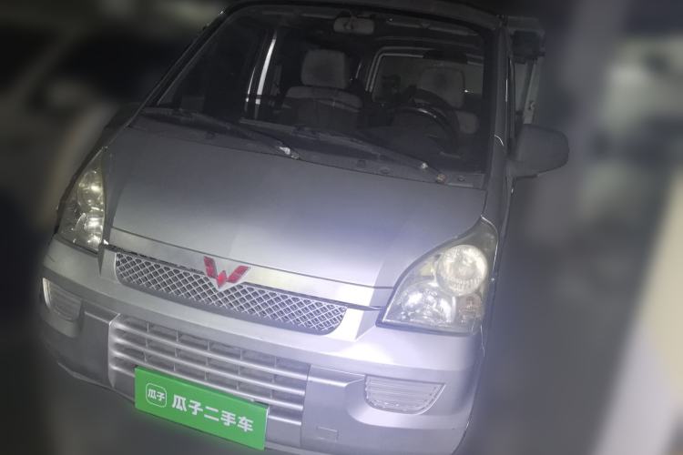 Used Wuling Rongguang 2014 1.5L S Base Version