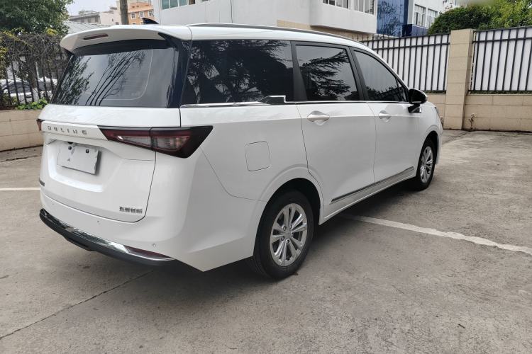 Used Wuling Jiachen 2022 1.5T Manual Comfort & Dynamic Version
