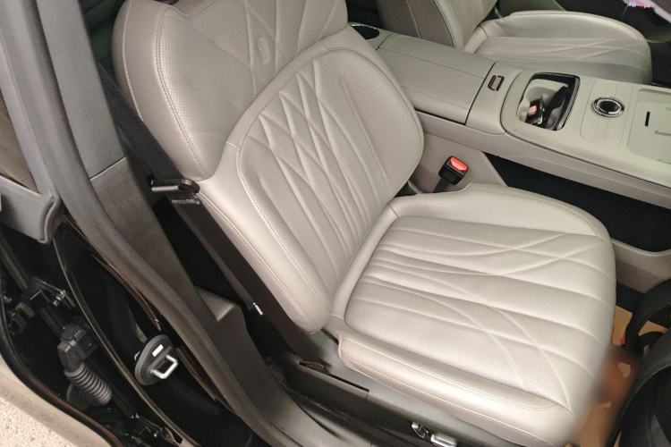 Used Geely Galaxy Galaxy 8 2025 130km EM-i Deluxe Edition