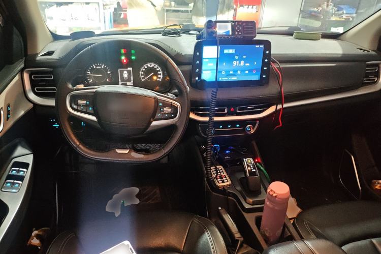 Used JMC Yuhu 7 2022 2.0T Automatic Diesel Two-Wheel Drive Comfort Plus Long Wheelbase Center Console