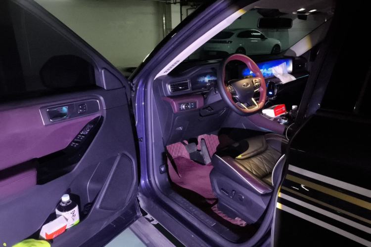 Used Ford Explorer 2023 EcoBoost 285 Four-Wheel Drive Titanium Edition 7-Seater
