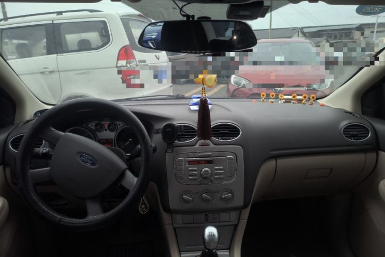 Used Ford Focus 2012 Sedan Classic 1.8L Manual Base Model