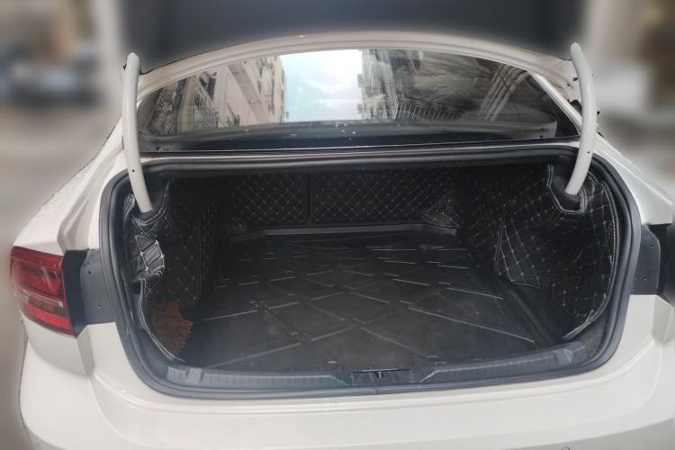 Used Volkswagen Lamando 2019 230TSI DSG Vision Edition China V Standard Trunk