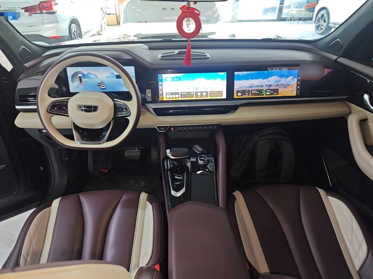 Geely Auto Monjaro L 2021 2.0TD DCT EVO Two-Wheel Drive Prestige Version — снимка 12
