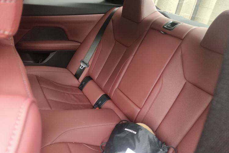 Used BMW 4 Series 2024 430i M Sport Night Edition Interior 4