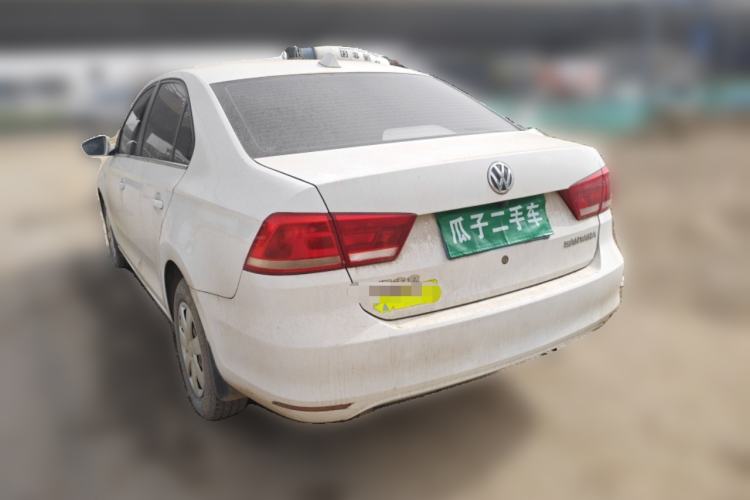 Used Volkswagen Santana 2015 1.6L Manual Fashion Edition
