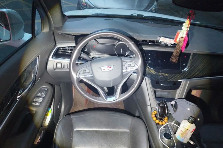 Used Cadillac XT6 2020 28T Six-Seater Four-Wheel-Drive Luxury Version
