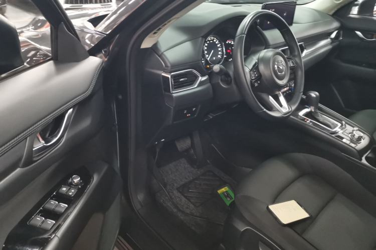 Used Mazda CX-5 2024 2.0L Automatic Two-Wheel Drive ZhiShang Version
