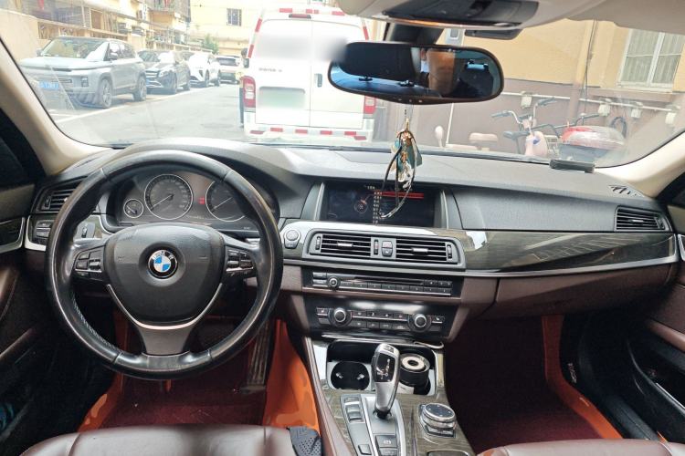 Used BMW 5 Series 2014 525Li Luxury Design Package