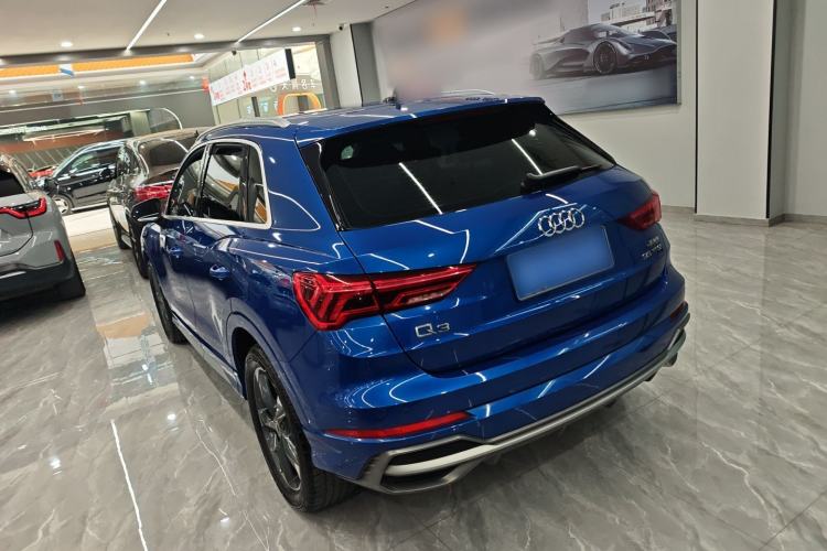 Used Audi Q3 2021 35 TFSI Fashion Dynamic Model