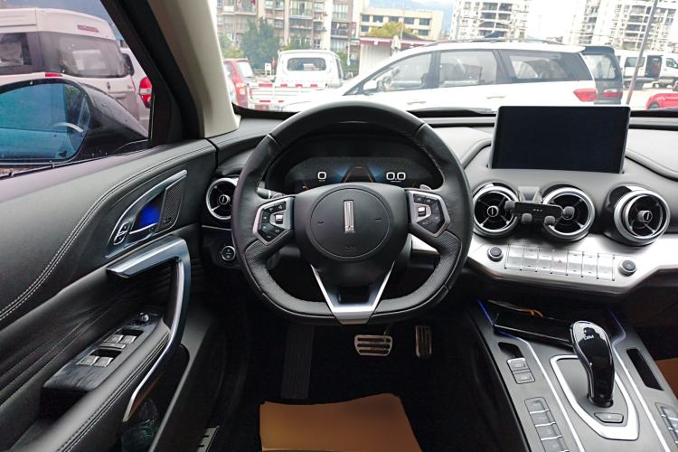 Used Wey VV7 2019 Upgraded Model 2.0T Flagship Version China VI
