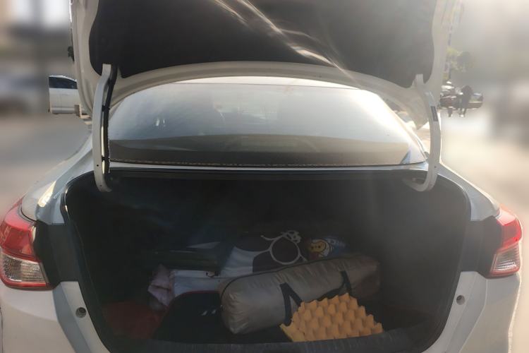 Used Nissan Lannia 2016 1.6L CVT Smart Cool Edition Trunk