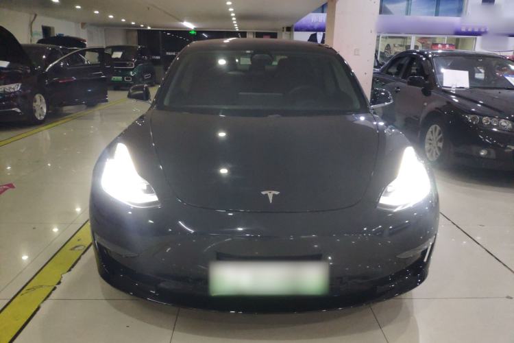 Used Tesla Model 3 2019 Long-Range All-Wheel-Drive Version Front