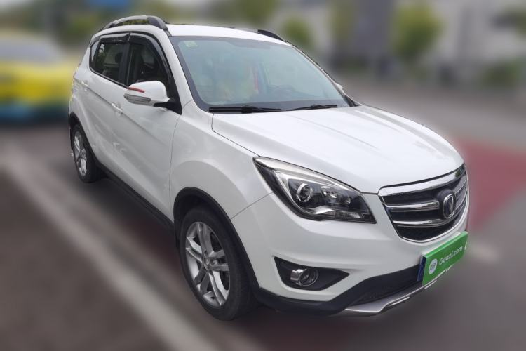 Used CHANGAN CS35 2017 1.6L Manual Luxury Model Front Right 45 Deg
