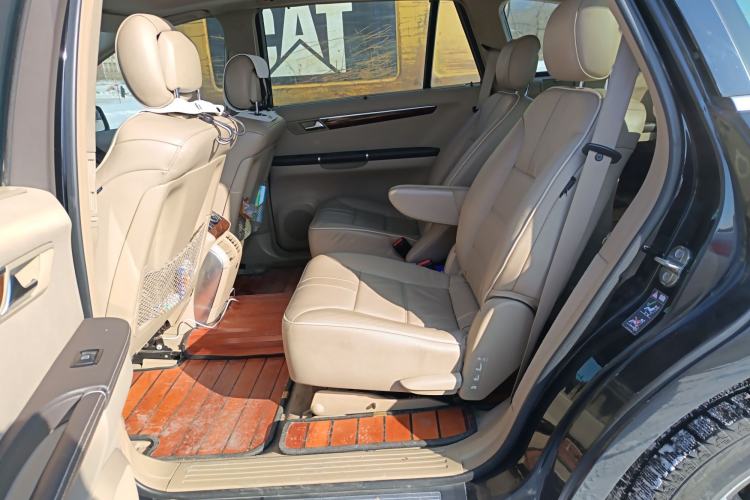 Used Mercedes-Benz R-Class 2010 R 350 L 4MATIC