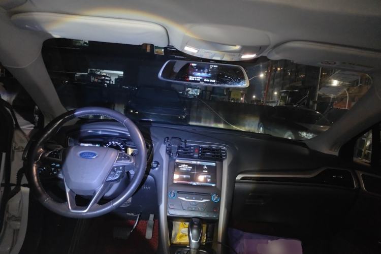 Used Ford Mondeo 2013 2.0L GTDi 200 Luxury Model
