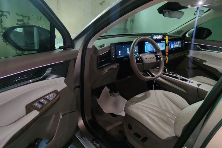 Used Roewe RX9 2023 2.0T Four-Wheel Drive Luxury Edition Driver Seat