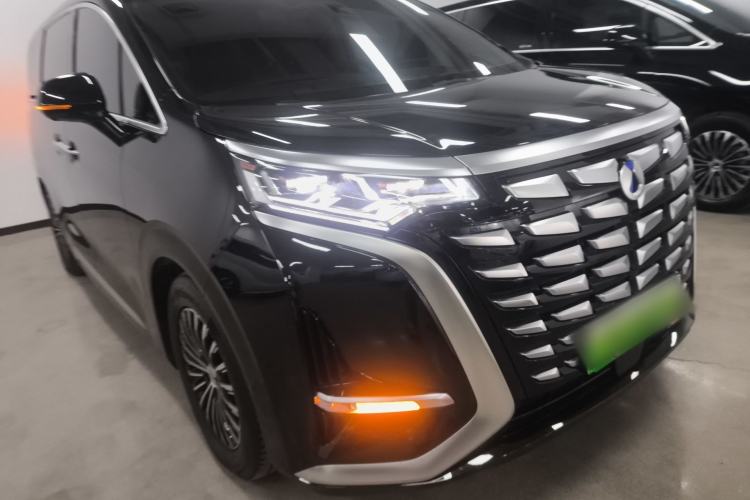 Used Denza D9 2024 DM-i 980 Four-Wheel Drive Prestige Model
