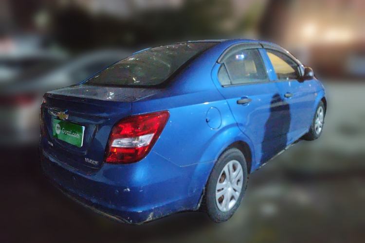 Used Chevrolet Aveo Sonic 2014 Sedan 1.4SL AT Fashion Edition