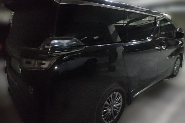 Used Toyota Vellfire 2023 Crown Dual-Engine 2.5L HV Prestige Edition