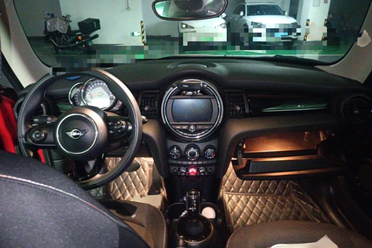 Used MINI 2021 1.5T ONE PLUS Center Console