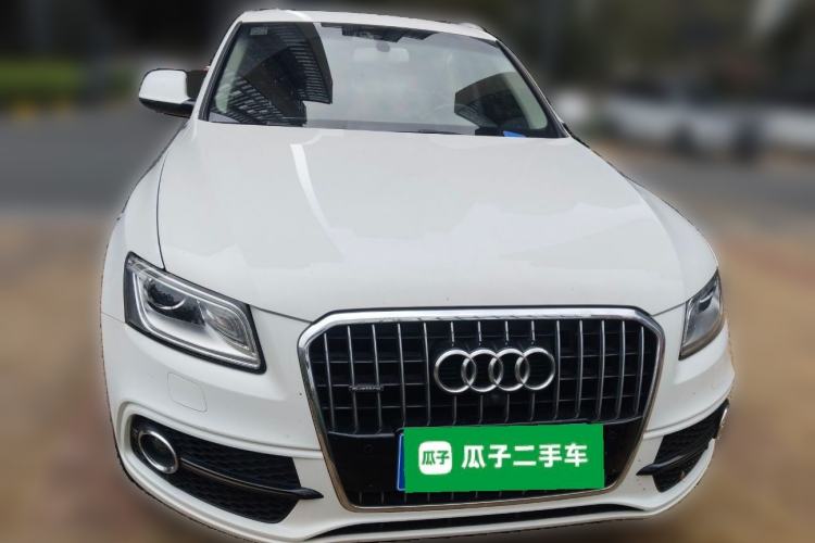 Used Audi Q5 2018 Collector's Edition 40 TFSI Technology Model