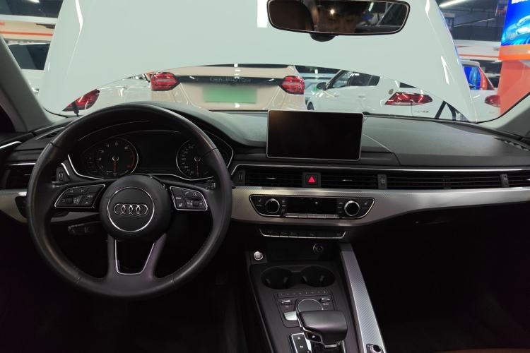 Used Audi A4L 2017 40 TFSI Fashion Model
